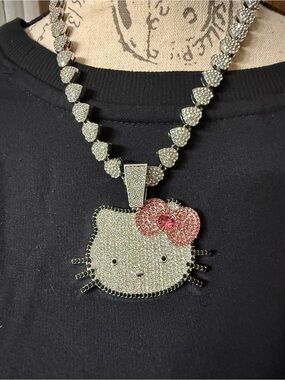 Hello Kitty Crystal Pendant Necklace in Silver with Pink Bow